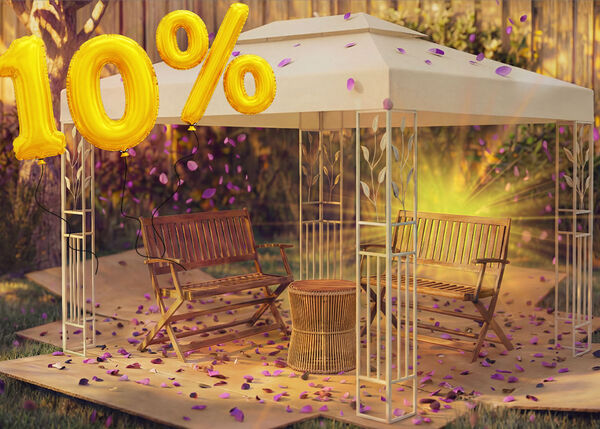 P&eacute;rgola de jardim com dois bancos de madeira e uma pequena mesa por baixo, rodeada de confetes cor-de-rosa e bal&otilde;es dourados com &laquo;10% de desconto&raquo;, destacando uma oferta sazonal em p&eacute;rgolas e coberturas de jardim.