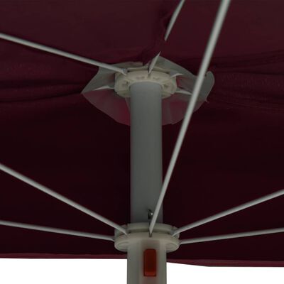 vidaXL Guarda-sol semicircular com mastro 180x90 cm vermelho bordô