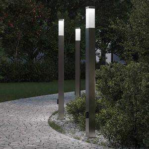 vidaXL Lumin&aacute;rias de poste com tomada, 3 pe&ccedil;as, 110 cm, a&ccedil;o inoxid&aacute;vel, IP44