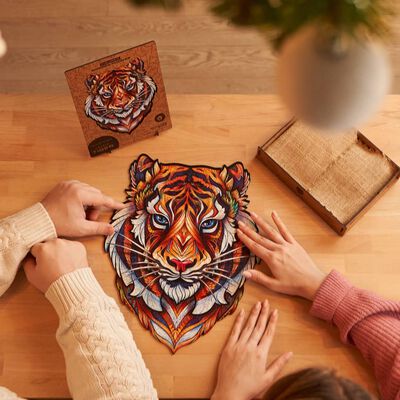 UNIDRAGON Puzzle de madeira 181 pcs Lovely Tiger Medium 25x32 cm
