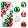 Whiteredgreen_geometric_motif