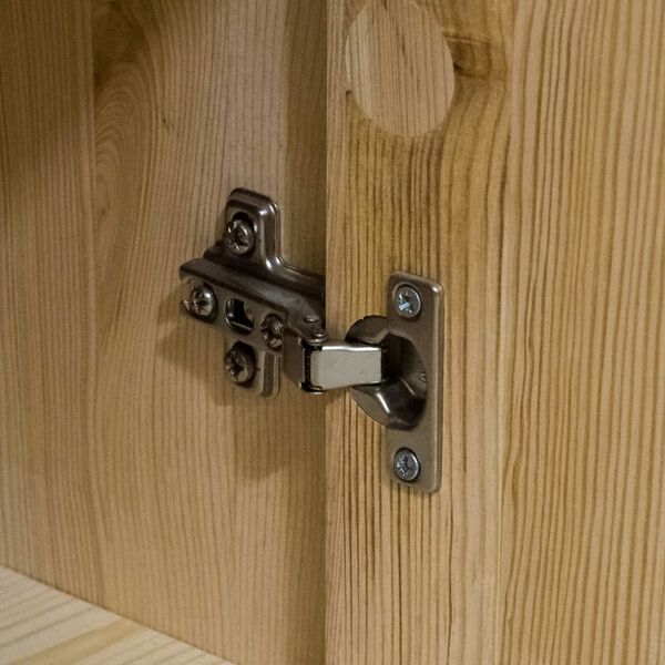 vidaXL Aparador 134x39x79,5 cm madeira de pinho maci&ccedil;a