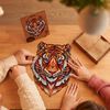 UNIDRAGON Puzzle de madeira 273 pcs Lovely Tiger King Size 30x38 cm